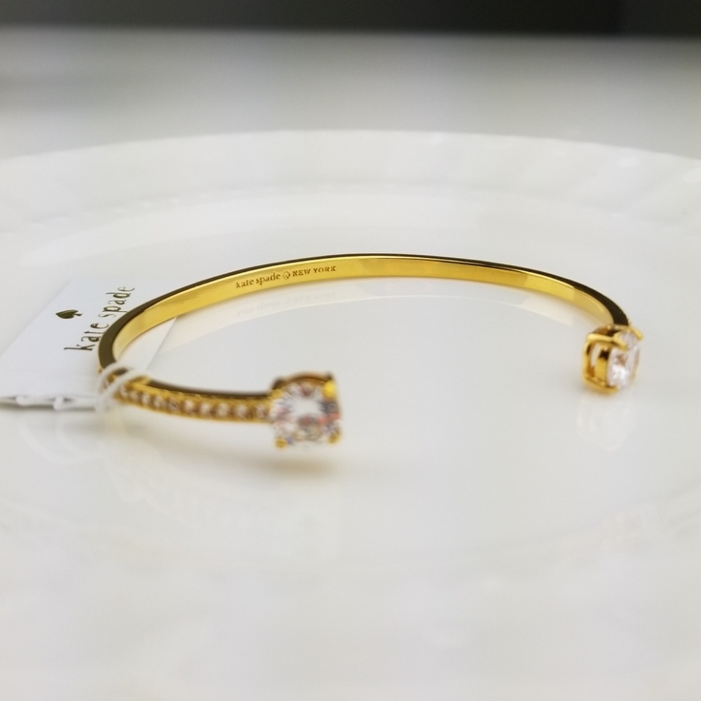 🛑⬇️Kate Spade  gold diamond bangle - Picture 7 of 8